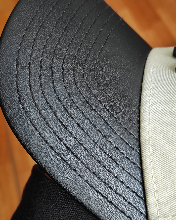 New Era New York Yankees 'visor cuero'' 9FORTY A-Frame Snapback