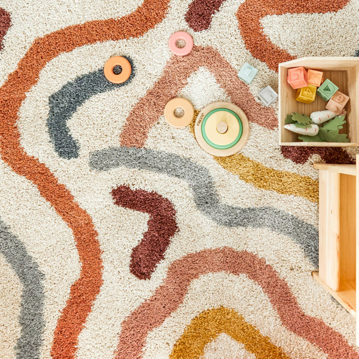 Tapis shaggy contemporain Edlow aux couleurs de l'arc-en-ciel, 160 cm x 213 cm