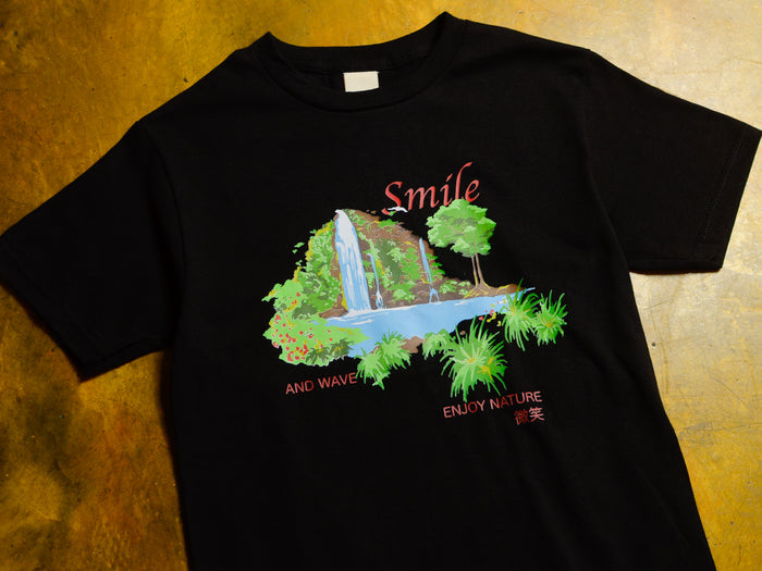 Waterfall, Relax T-Shirt - Black
