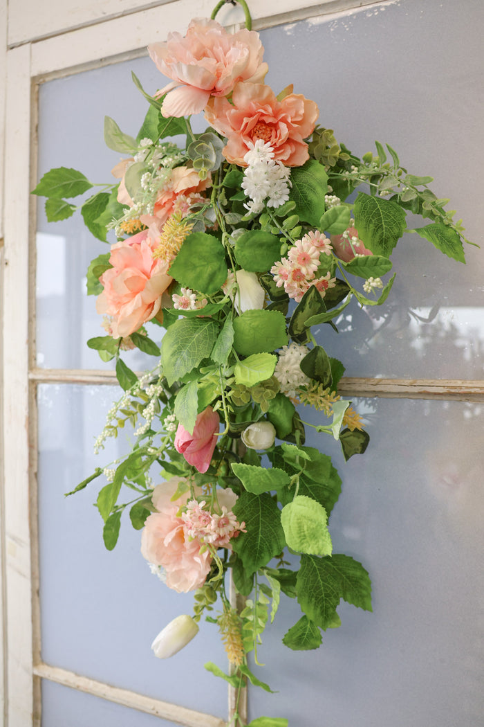 28" Posh Peony Teardrop