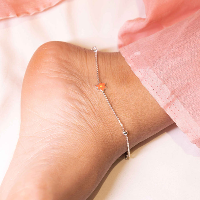 Adya Flora Charm Anklet