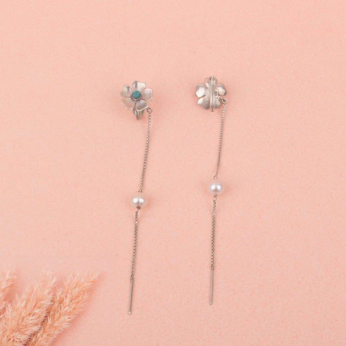 Adya Flora Pearl Chain Drop Earring