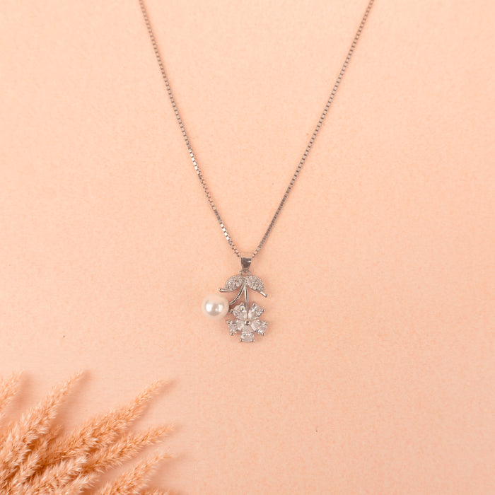 Adya Soft Bloom Pearl Necklace Set