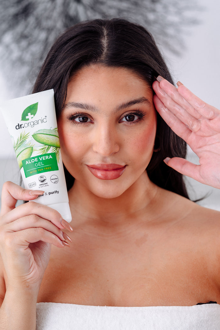 Aloe Vera Gel with Tea Tree