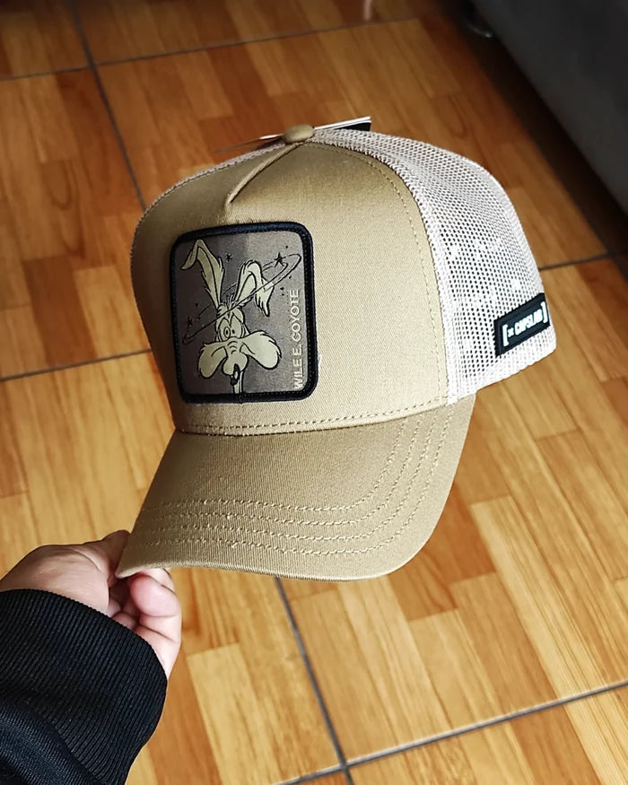 capslab Looney Tunes trucker snapback