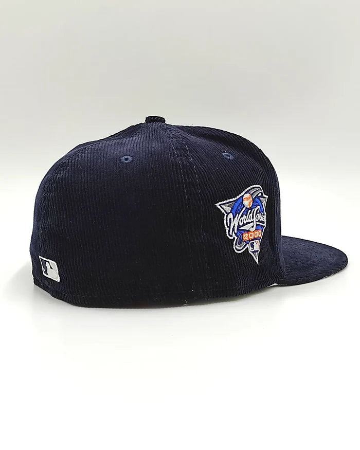 Chicago Bulls OLD SCHOOL CORDUROY SIDE-PATCH Black Fitted Hat by New Era