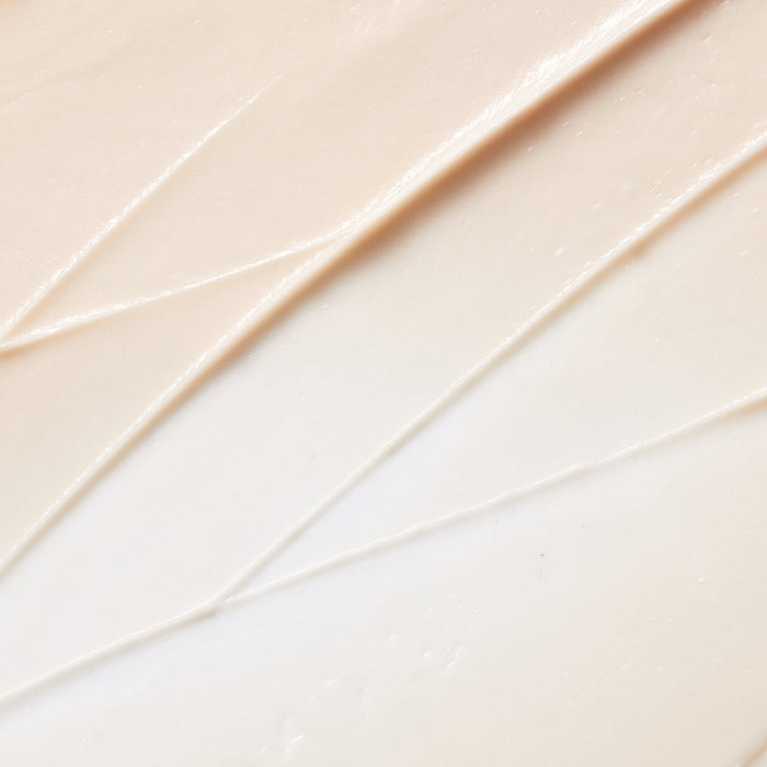 Detailed close-up of the rich, comforting texture of Chogongjin Sosaeng eye Cream.
