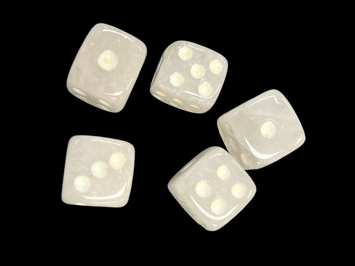 Clear_Quartz_Dice_6_Sided_Dice_Raven’s_Cauldron_6_North_Sandusky_Street_Delaware_OH_43015