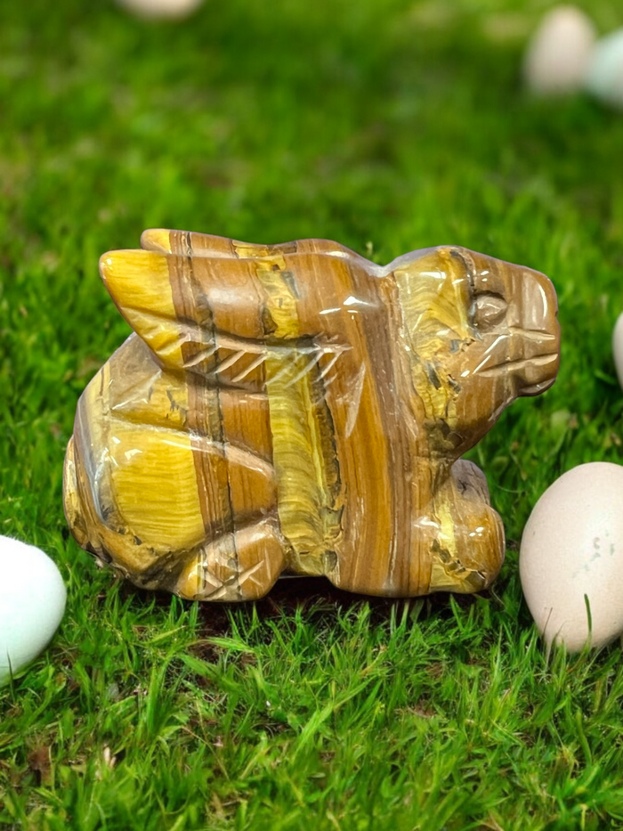 Gemstone_Rabbit_Carving_Raven’s_Cauldron_6th_North_Sandusky_Street_Delaware_Ohio_43015
