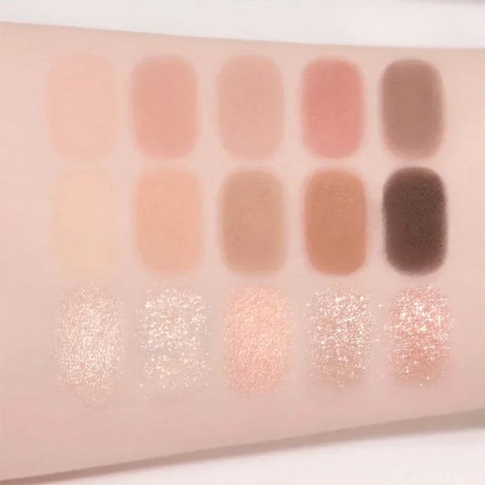 fwee-more-mood-eyeshadow-palette-01-more-than-nude-03