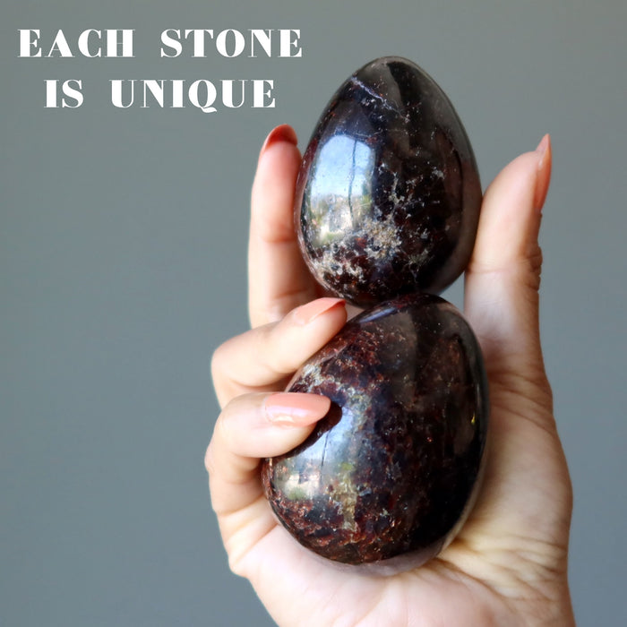 red garnet eggs
