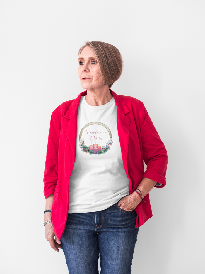Grandmama Claus Tee - The Heart of Christmas 🤶🎄 - Women's Softstyle Tee - Whippie's