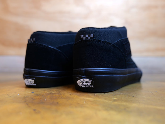 Half Cab - Black / Black