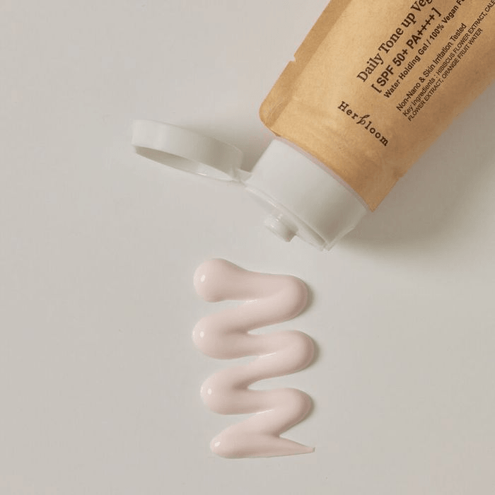 [Herbloom] Daily Tone Up Vegan Sunscreen SPF 50+ PA++++ 50ml - Ballagrio