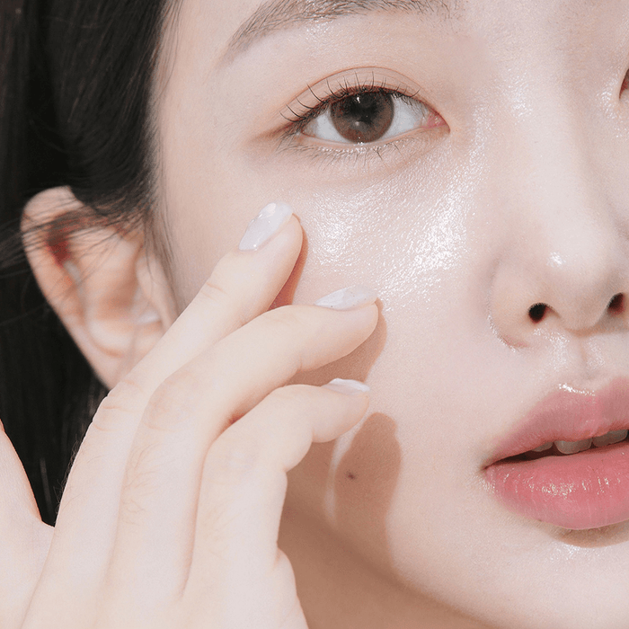 [HEVE BLUE] Black Yuja Bean Lifting Eye Cream 15ml - Ballagrio