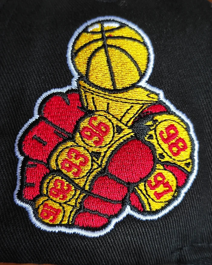 Mitchell and ness Chicago bulls 6x champions fire pro pinch fit snapback