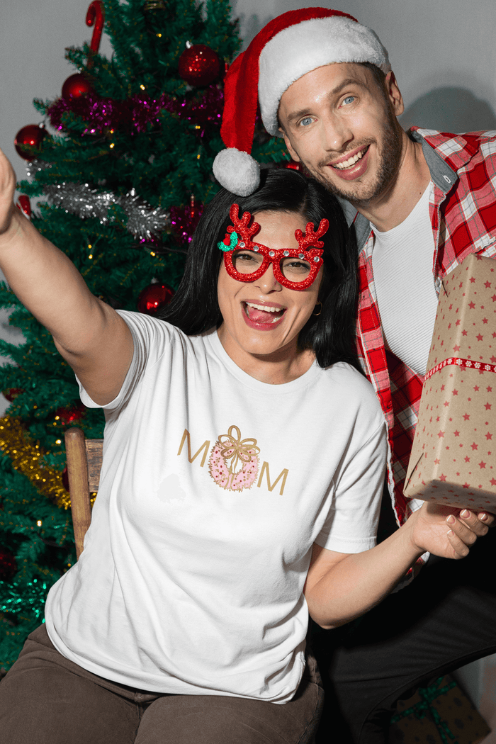 M🎀M - Christmas Wreath! 💖🎀 ✨🎄 Women's Softstyle Tee - Whippie's