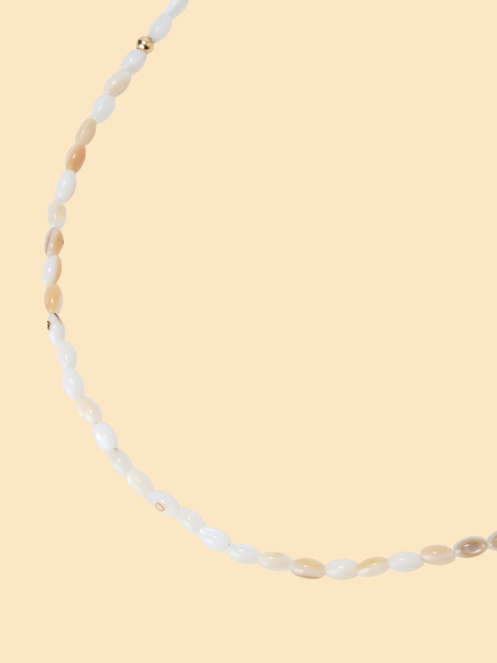 narrow shell necklace