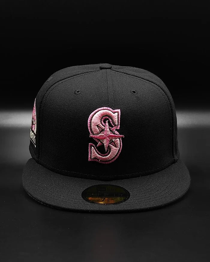 New Era 59fifty cookies and cream Seattle Mariners 30th Aniversario patch hat - black/pink