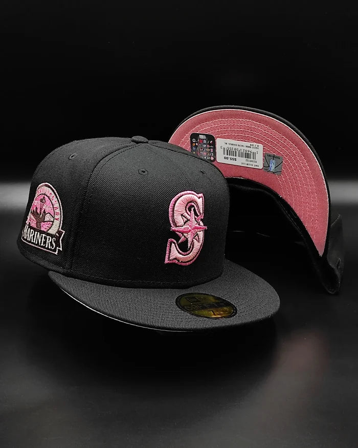 New Era 59fifty cookies and cream Seattle Mariners 30th Aniversario patch hat - black/pink