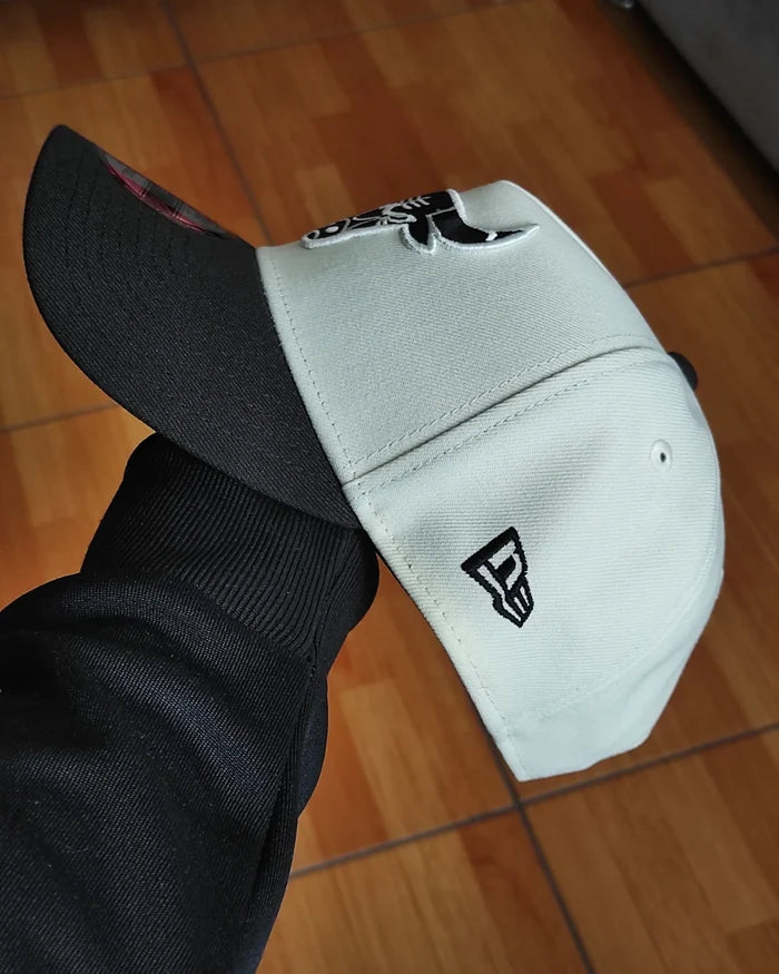 New Era Chicago Bulls Chrome black two tone 9forty a-frame