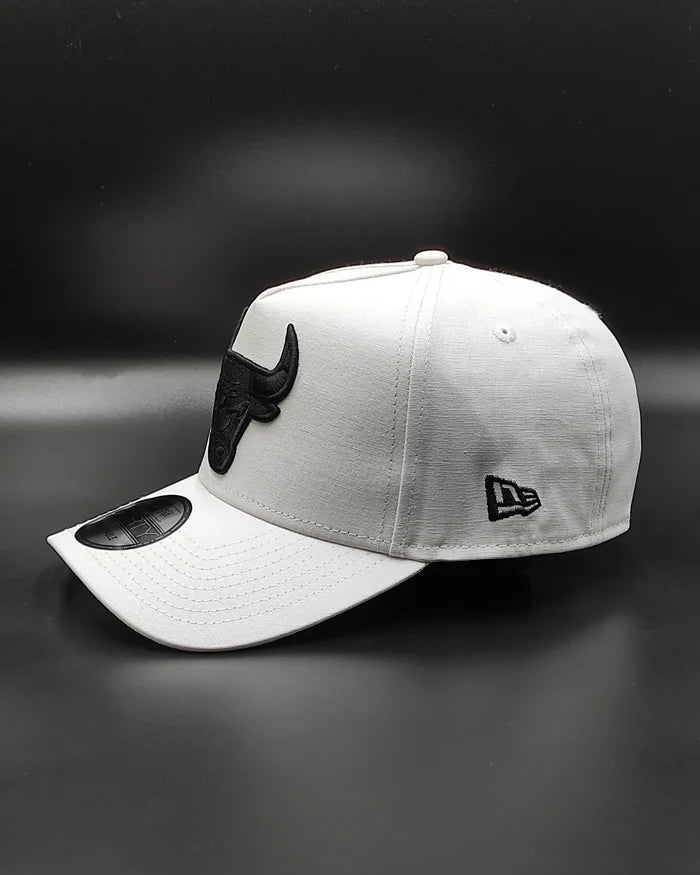 New era Chicago bulls UV activado 9 Forty A-FRAME white