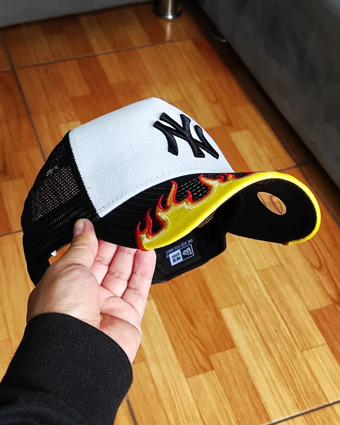 New Era colección flame 🔥 New York yankees 9Forty A-FRAME Trucker