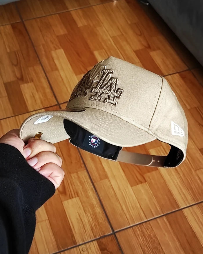New Era Los Angeles Dodgers cord & tweed Ajustable A-FRAME snapback