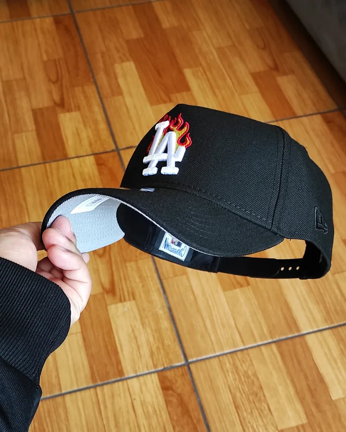 New Era Los Angeles Dodgers flame 🔥 9 FORTY A-FRAME