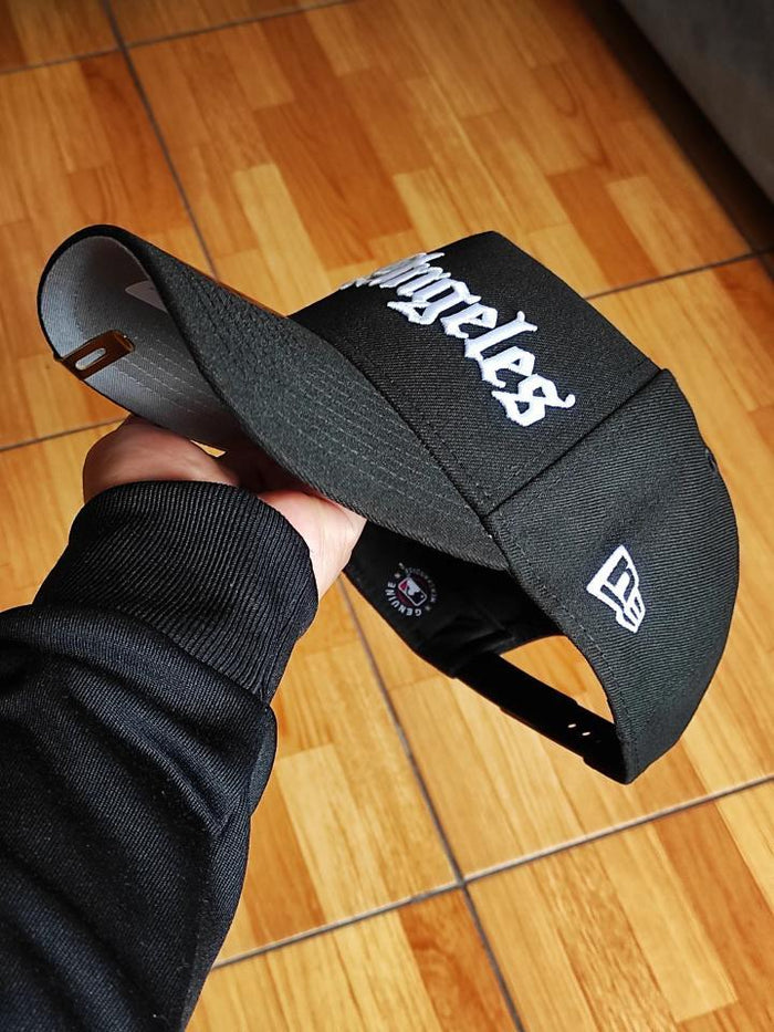 New Era Los Angeles Dodgers skull ☠️ Black  Edition 9Forty A Frame Snapback