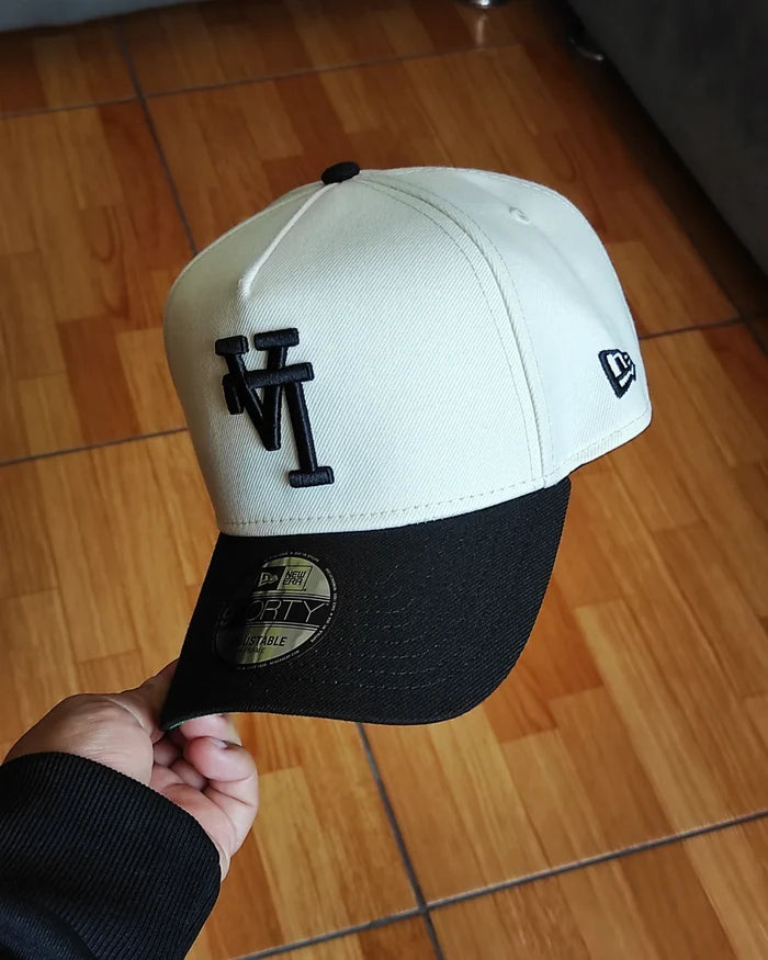New Era Los Angeles Dodgers UPSIDE logo Chrome black  9FORTY A-FRAME