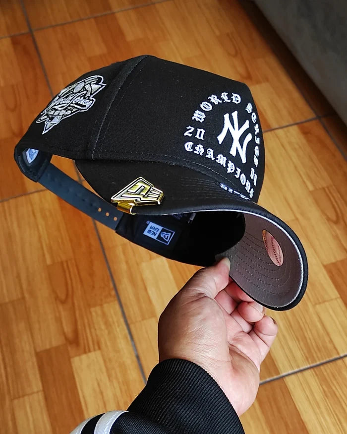 New Era New York Gótica black 9Forty A Frame snapback