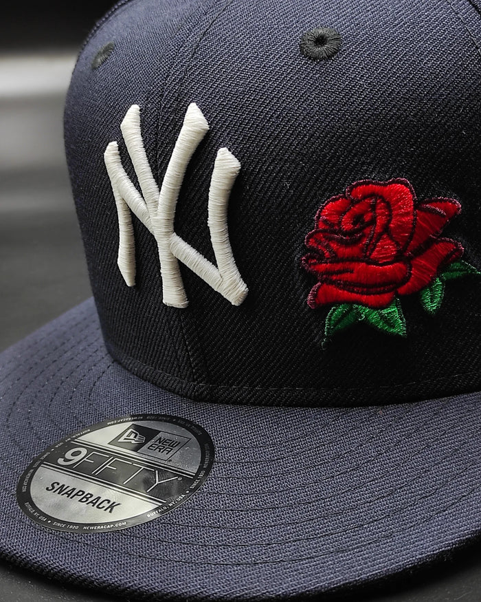 New Era New York Yankees 27world champions colección rose🌹navy 9fifty Snapback - glow in the dark 🔦
