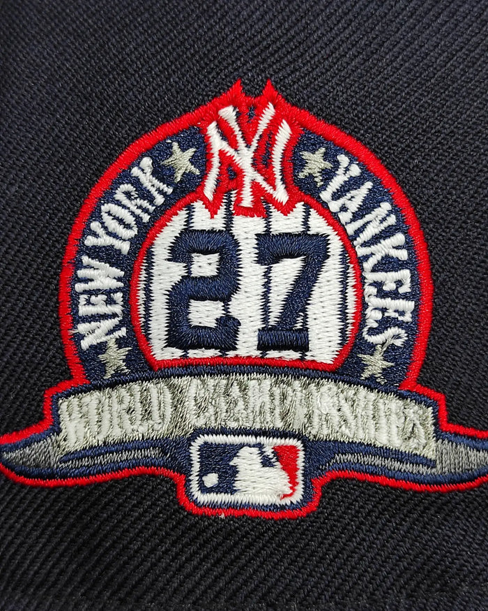 New Era New York Yankees 27world champions colección rose🌹navy 9fifty Snapback - glow in the dark 🔦