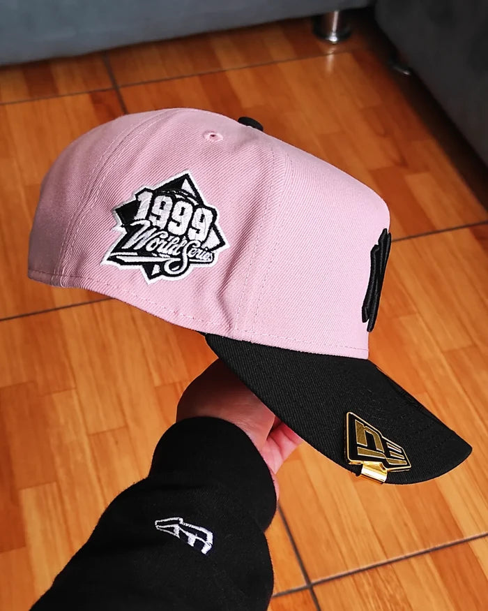 New Era New York Yankees  black pink 9 forty A-FRAME