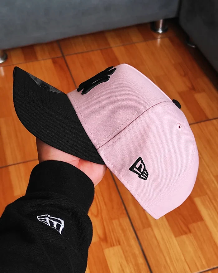 New Era New York Yankees  black pink 9 forty A-FRAME