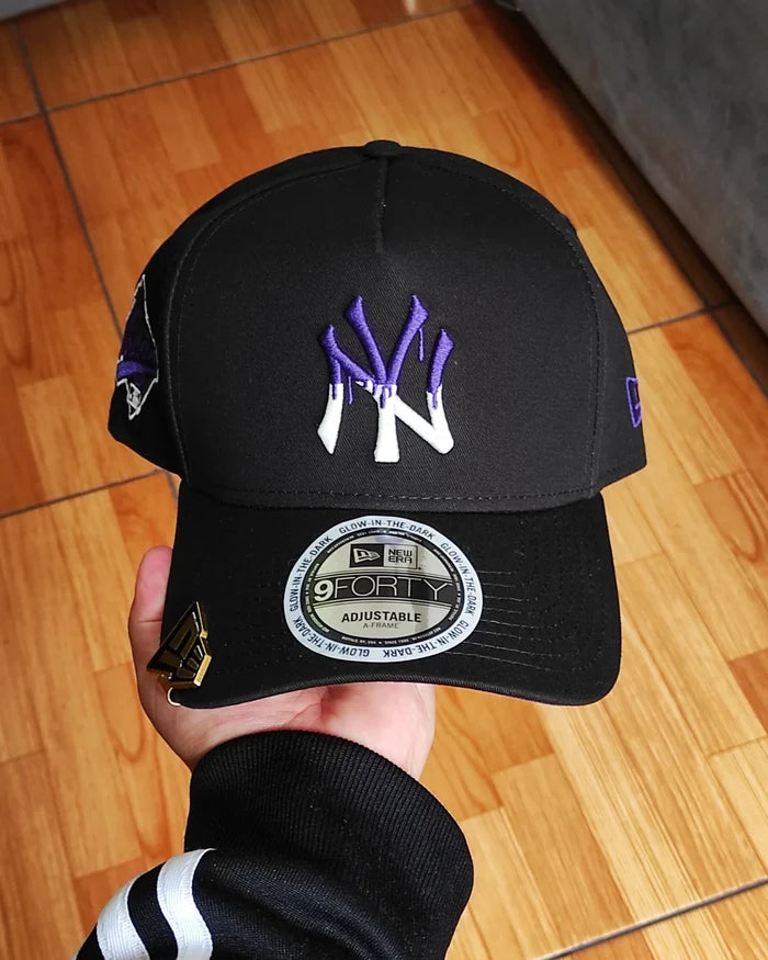 New Era New York Yankees 'Drip' Glow 9FORTY A-Frame Snapback
