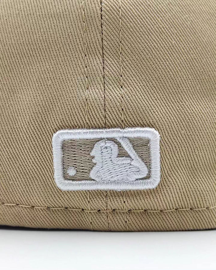 New Era New York Yankees League Essentials colecction.