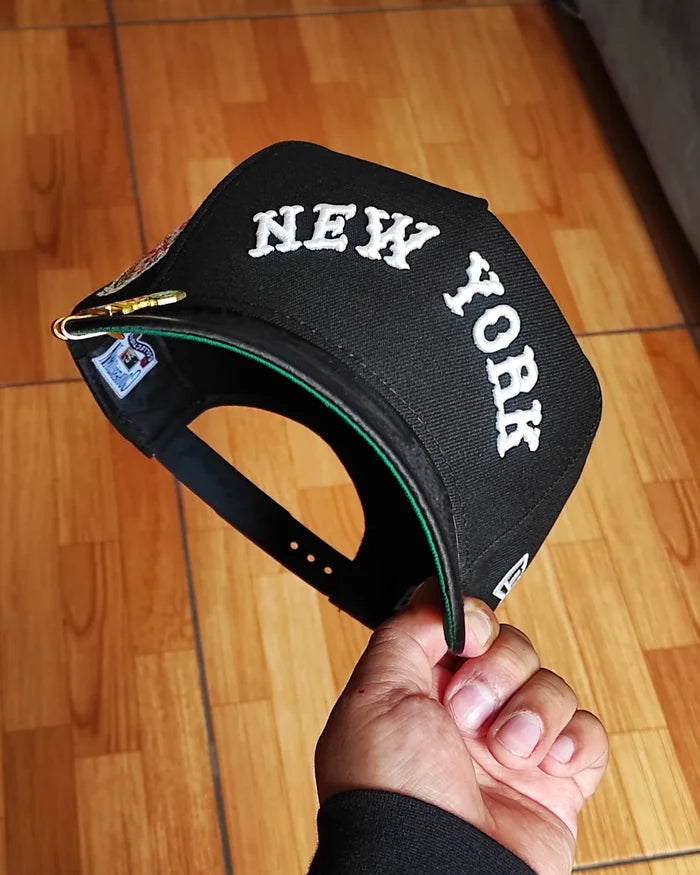 New Era New York Yankees World Series 1949 Black viscera Satinada  Edition A Frame 9Fifty Snapback