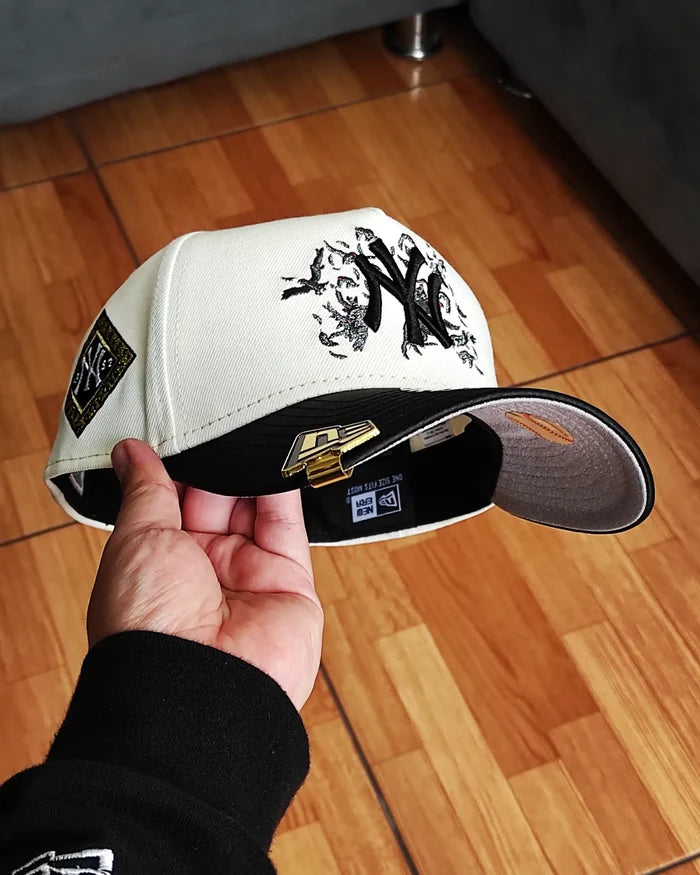 New Era New York Yankees World series 1952 viscera satinada chrome cuervos two Tone 9 FORTY AFRAME