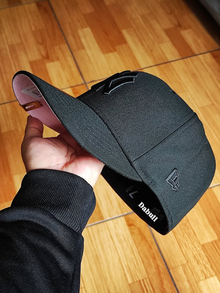 New Era New York Yankees World Series 1999 Black Pink Edition 59Fifty Fitted Hat