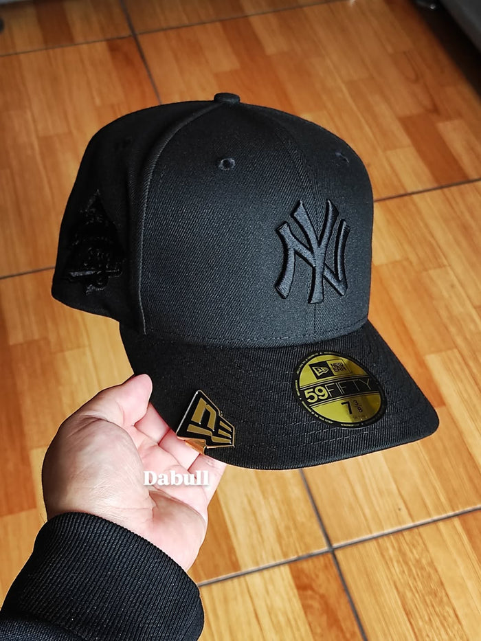 New Era New York Yankees World Series 1999 Black Pink Edition 59Fifty Fitted Hat