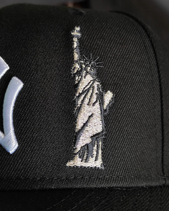 New Era New York Yankees world series 1999 colección liberty 🗽 black white 9 FIFTY Snapback