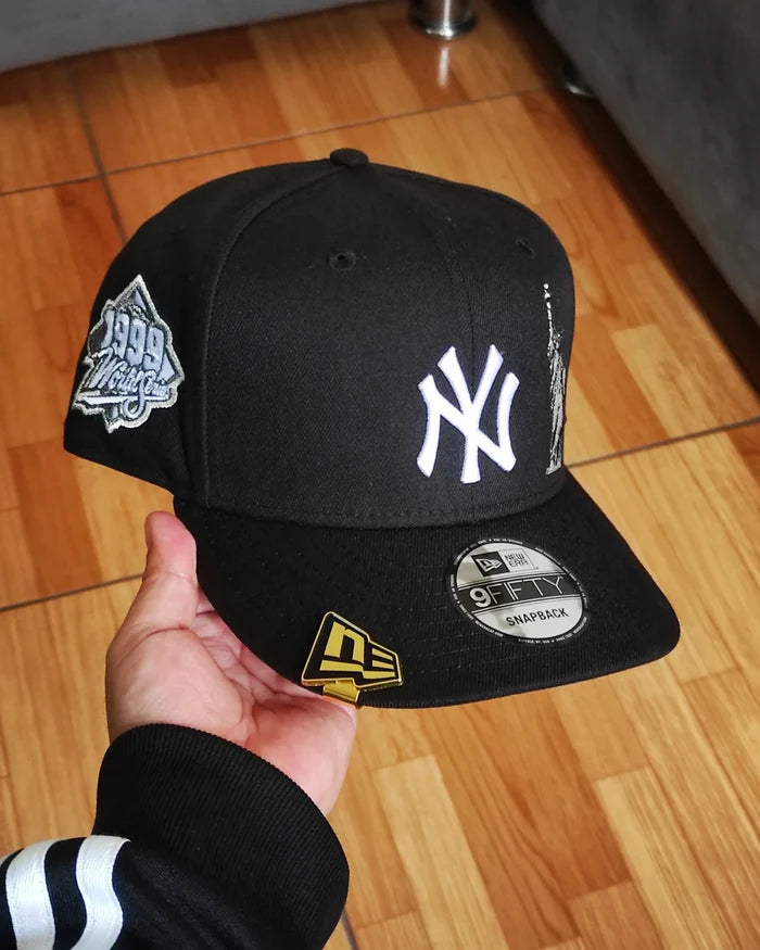 New Era New York Yankees world series 1999 colección liberty 🗽 black white 9 FIFTY Snapback
