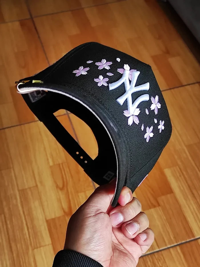 New Era New York Yankees world series sakura🌸  BLACK 9forty a frame
