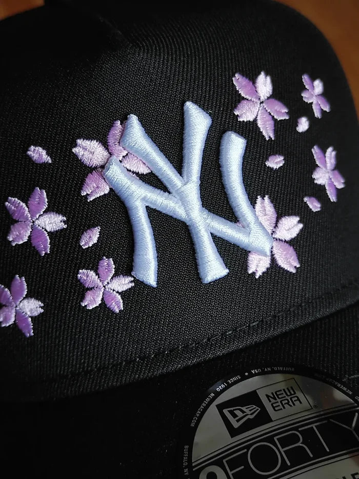 New Era New York Yankees world series sakura🌸  BLACK 9forty a frame