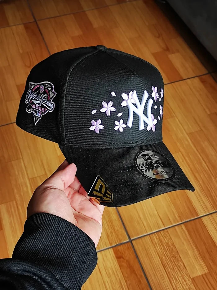 New Era New York Yankees world series sakura🌸  BLACK 9forty a frame