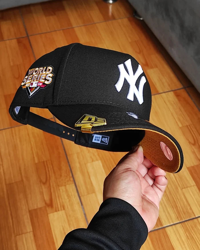 New York Yankees Black 2009 World Series  9Forty A-Frame Snapback