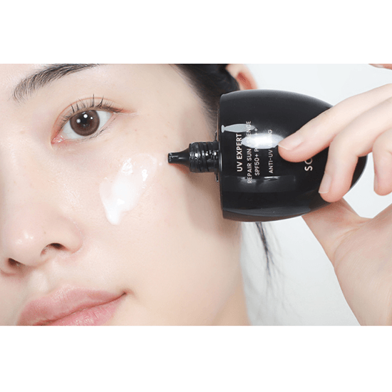 [SCINIC] UV Expert Repair Sun Essence SPF 50+ PA++++ 50ml - Ballagrio