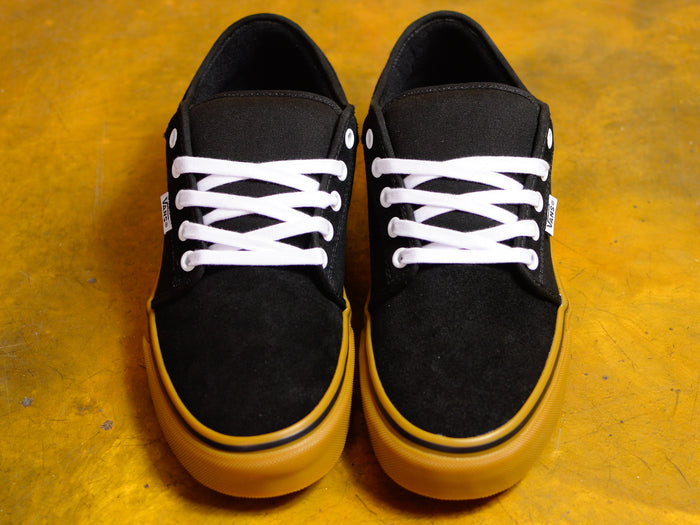 Skate Chukka Low - Black / Black / Gum